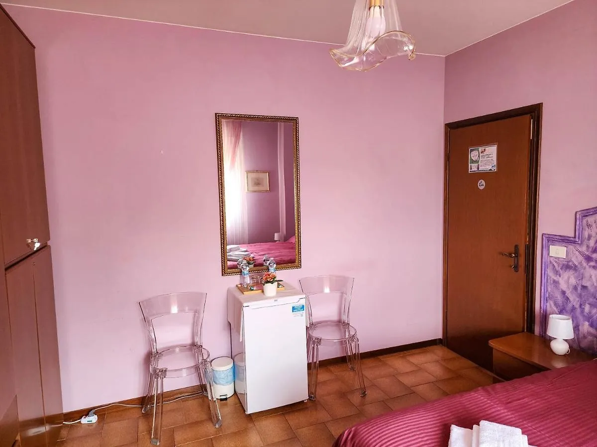 Bed & Breakfast Gold B&B Ravarino Italy