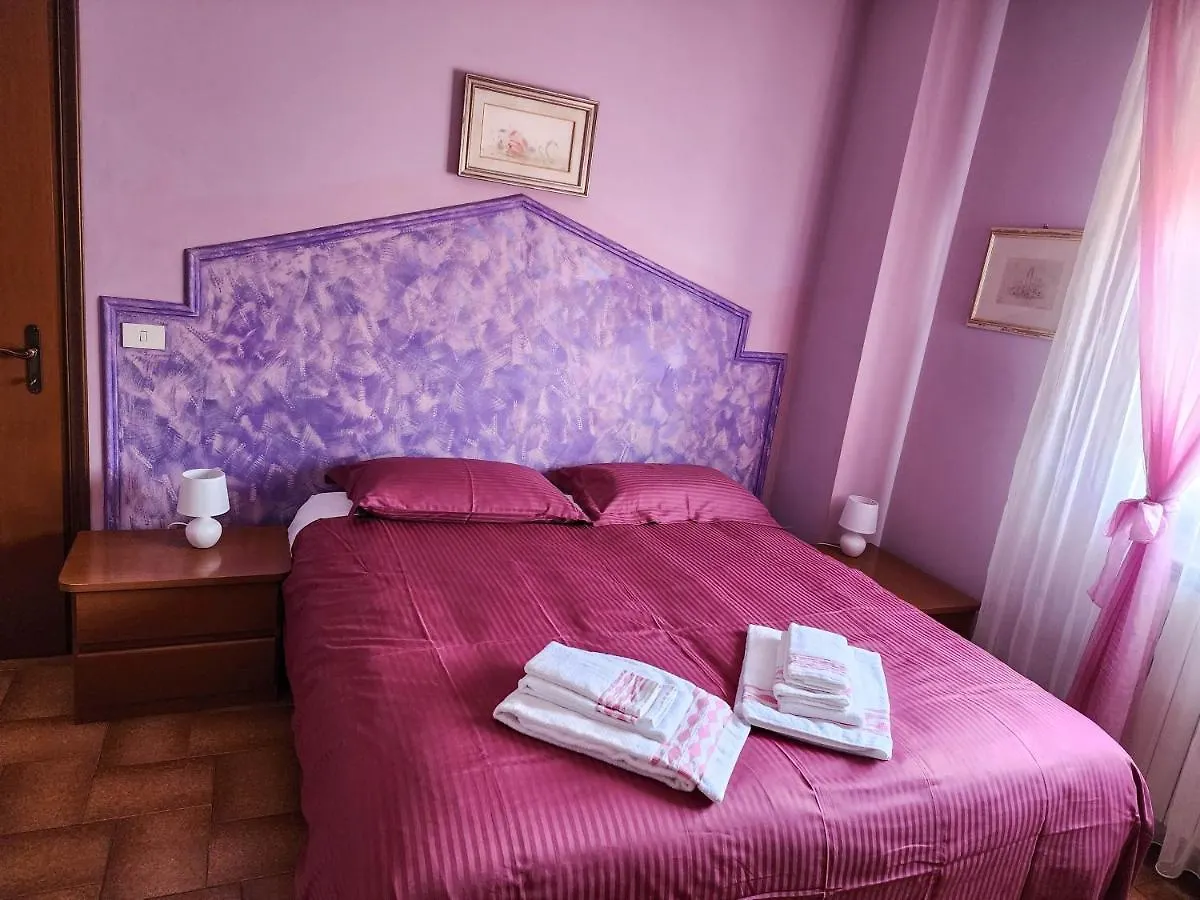 Gold B&B Ravarino Italy