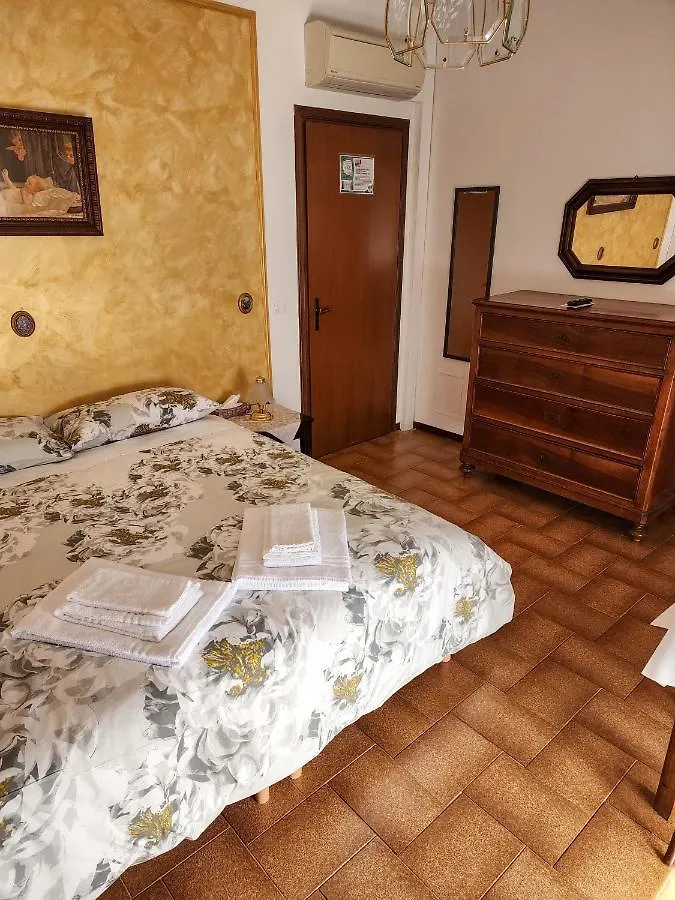 Gold B&B Ravarino Bed & Breakfast